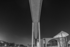 Brücke über die Spree zum Marie-Elisabeth-Lüders-Haus