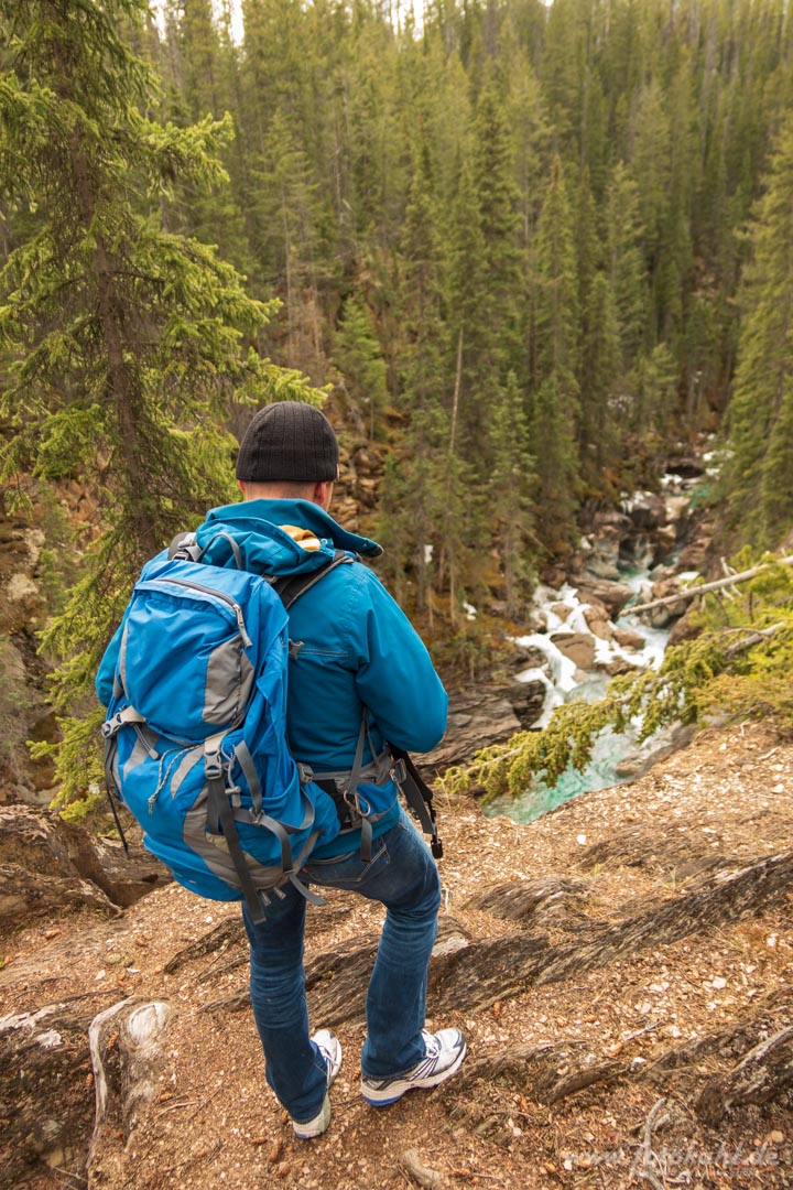 Kanada - Natural Bridge - Am Abgrund