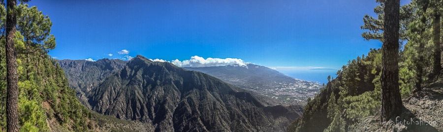 La Palma - Panoramausblick über den Krater Richtung Los Llanos und der Insel Frontera41