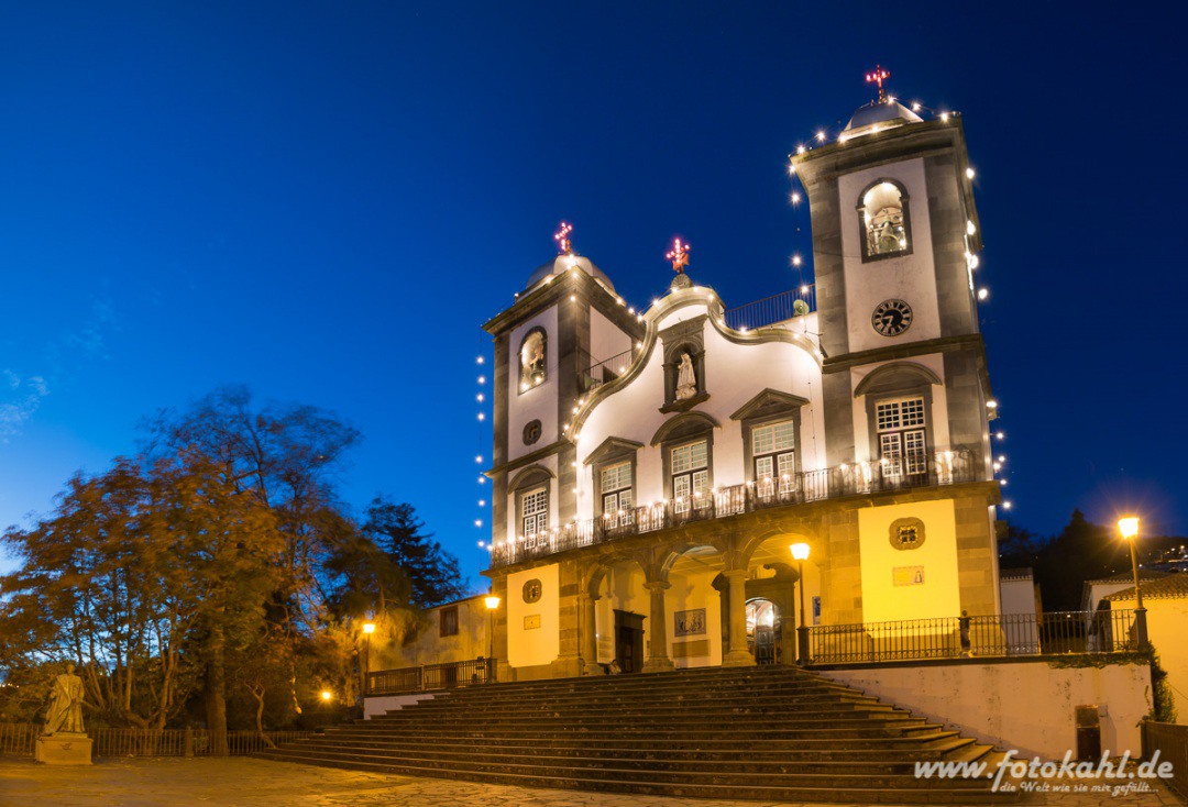 Igreja Do Monte am Abend.