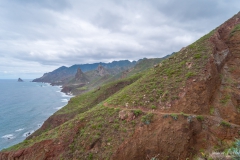 Teneriffa - Wandern im Anagagebirge -Blick zum Roque de las Ánimas in El Cardonal